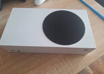 Sprzedam Xbox series s 512gb