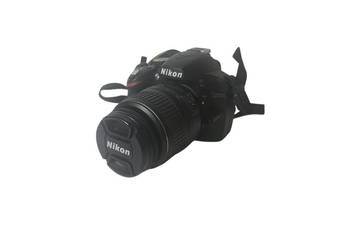 Aparat Nikon D3200  + Obietyw 18-55mm