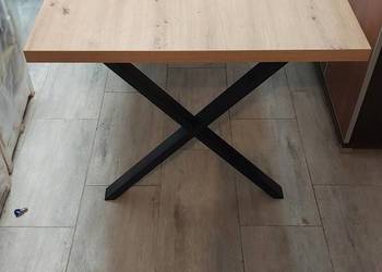Stół nierozkładany w stylu loft