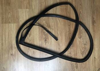 KIA SPORTAGE II 2 USZCZELKA DRZWI PRAWA PRZEDNIA ORYGINAŁ