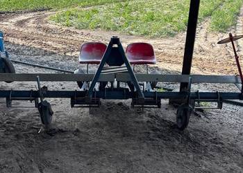 Sadzarka 4 rzędowa do warzyw kapusty