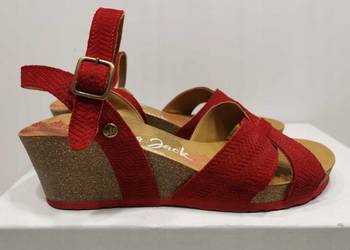 41 Panama Jack sandały czerwone na koturnie 6 cm na stopę 26,5 cm Espania
