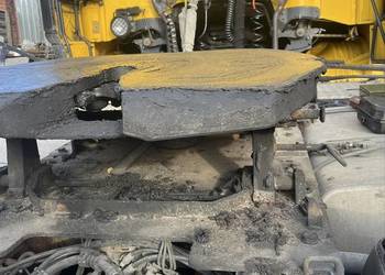 Siodło regulowane do ciągnika siodłowego