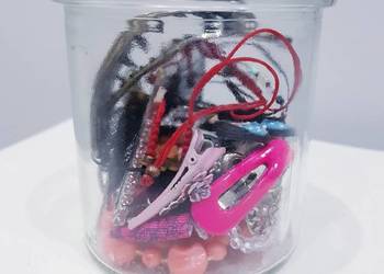 Dziecięcy słoik z biżuterią mystery jar