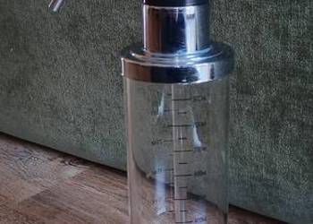 RETRO Dystrybutor do napojów i alkoholu – Imprezowy must-have!