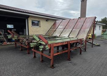 Zestaw podajników łańcuchowych linii tartacznej transport drewna