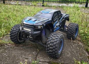 Traxxas xmaxx 8s plus wiele dodatków