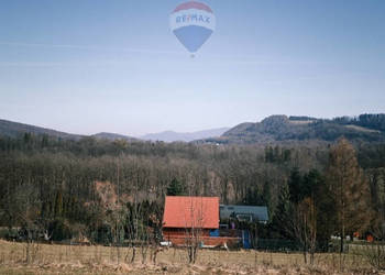 Działka budowlana pod lasem