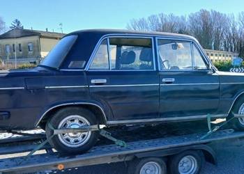 Włoski Fiat 125 Specjal części z demontażu