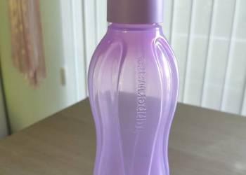Nowa fioletowa butelka z dziubkiem Eco Aqua Tupperware 750 ml