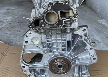 Silnik Renault 2.0 16V M4R F711 140 KM – słupek z głowicą