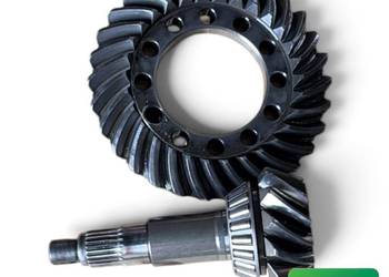 Wałek ataku 13x30 Koło talerzowe RE225144 R225145 John Deere 7930