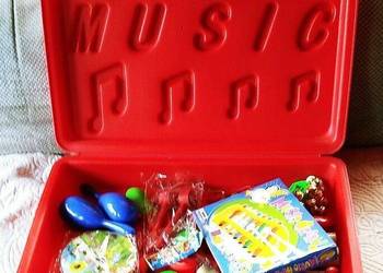Instrument w walizce dla dzieci.
