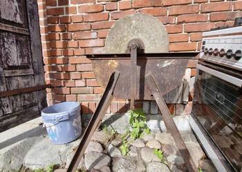 Ręczna ostrzałka kołowa osełka wodna do noży i siekier vintage dekoracja PR