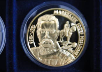 Medal kolekcjonerski pokryty 24 karat. złotem Józef Piłsudski