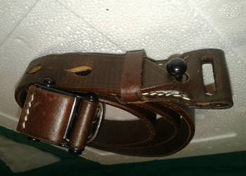 Pas nośny skórzany taktyczny Mil-Tec do karabinu Mauser 98K Brown 120 cm
