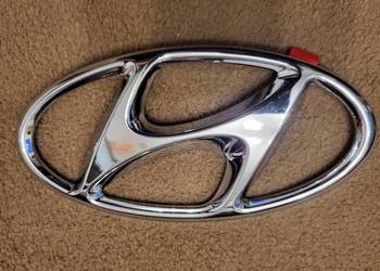 Emblemat Znaczek Logo Przód Hyundai Kona EV 86354-K4000 Oryginał