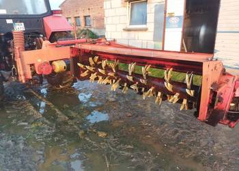 Kverneland Taarup 3028