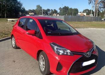 Toyota Yaris 2015 Salon PL 1.0 benz. Bezwypadkowa 2 kpl. opon
