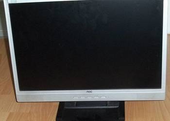 Monitor LCD Panorama 19cali z głośnikami i kablami