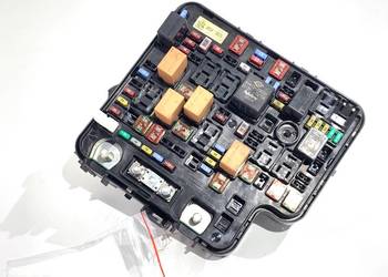 SKRZYNKA BEZPIECZNIKÓW SSANGYONG TORRES 82380-41041 Crossover 1.5 163K