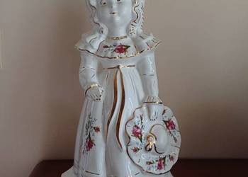 Figurka porcelanowa dziewczynka Chodzież Iwona róża Nowa