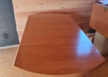 Ława rozkładana, stabilna. Polecam.