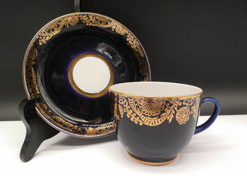 ŁOMONOSOW - KOBALTOWA FILIŻANKA ZE SPODKIEM