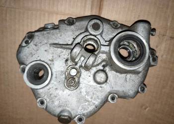 Dekiel pokrywa skrzyni biegów że wstecznym Dniepr MT K650