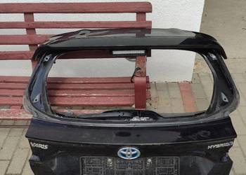 Toyota Yaris IV blenda nakładka klapy tył 76801-0DC50