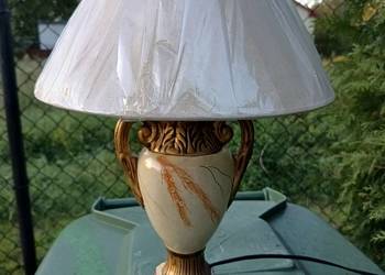 Lampa stołowa nowa