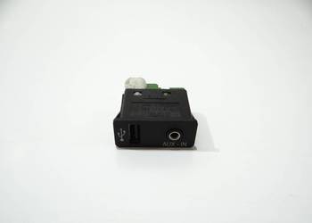 GNIAZDO ZŁĄCZE USB AUX BMW X1 E84 LCI 9241331