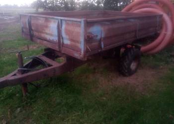 Przyczepa wywrotka w bdb stanie . Możliwość dołożenia napedu .