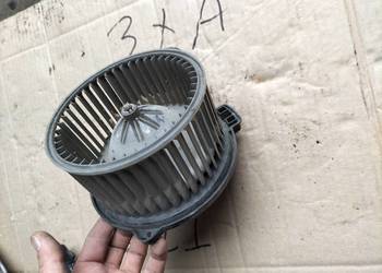 WENTYLATOR DMUCHAWA  MITSUBISHI CARISMA  0130111191