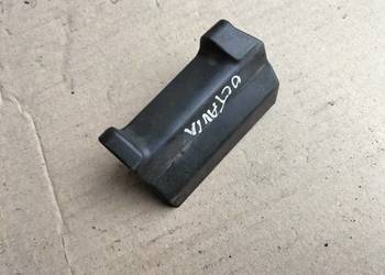 SKODA OCTAVIA II 2 1Z0857828 602599200 OSŁONA PROWADNICA PASA TYŁ TYLNEGO