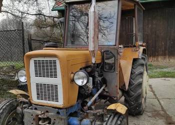 Ciągnik rolniczy ursus c330