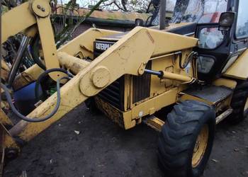 Koparko ładowarka CAT428B
