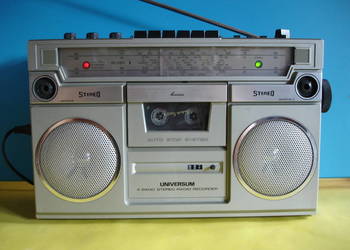 Radiomagnetofon UNIVERSUM CTR-2302