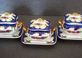 Porcelanowe miniaturki waz z talerzykiem - Porcelain Art, z lat 80 tych