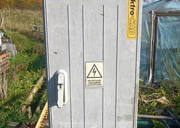 zewnętrzna szafa rozdzielcza elektr. wyposazona w rozlaczniki JEAN MULLER