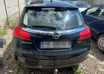 klapa bagażnika Opel Insignia Z22C