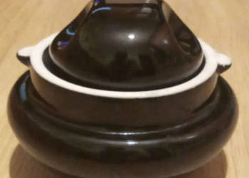Czarna ceramiczna cukiernica