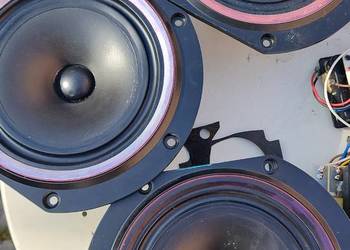 B&w dm 320 komplet głośników i zwrotnice