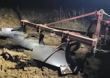 Pług 3 skibowy Fortschritt B125
