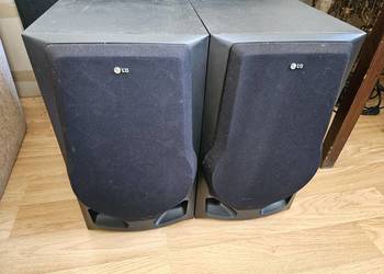 Kolumny głośnikowe LG FE 686E