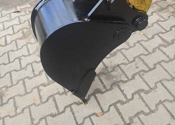 Zestaw łyżek kopiących do koparko-ładowarki 2CX