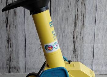 rozdrabniacz do gałęzi / 130