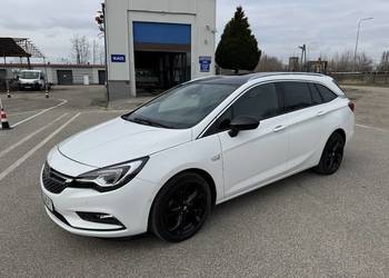 Opel Astra 1.4 BENZYNA Klimatronik Navi Ledy Kamera WEBASTO Tempomat HAK