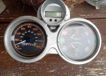 Licznik szybkoscomierz piaggio125 200 250