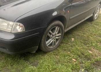 Skoda octavia 1 1.6b